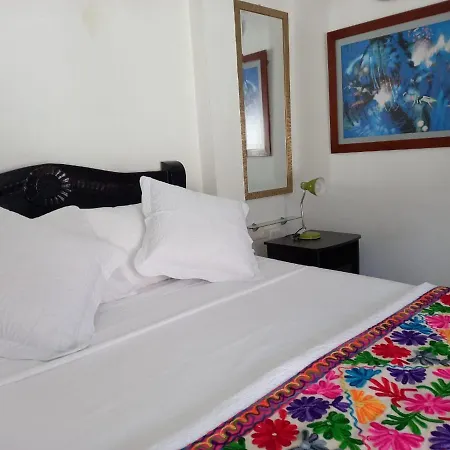Hpt-sc1 De Cuadruple Con Piscina Aire Acondicionado Y Wifi En Getsemani Apartamento